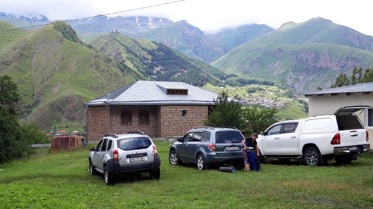 Guest House Elguja Qushashvili Kazbegi Exterior foto